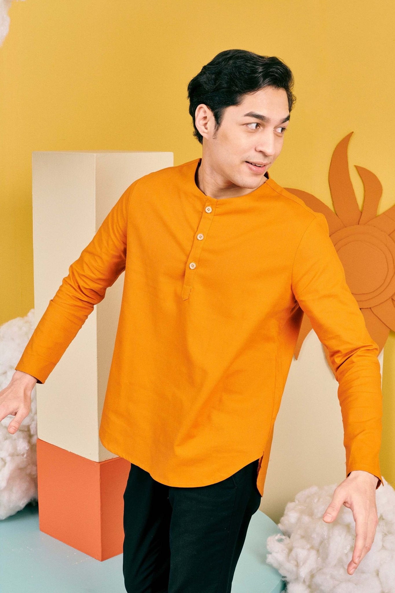 The Matahari Men Kurta Orange - Umbi
