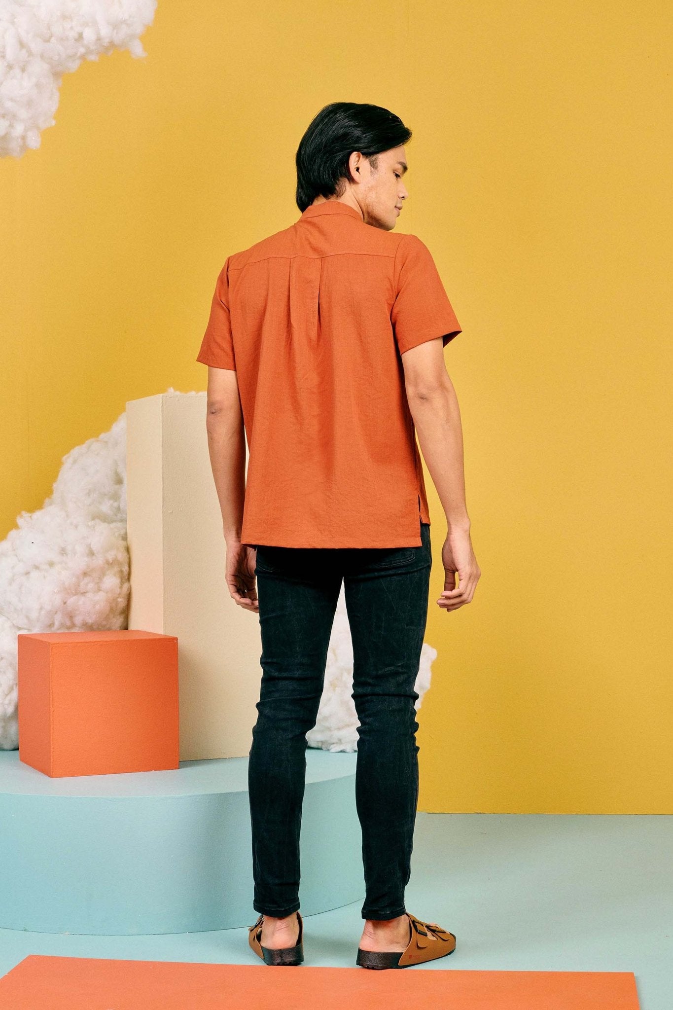 The Matahari Men Slim Fit Short Sleeves Shirt Clay - Umbi