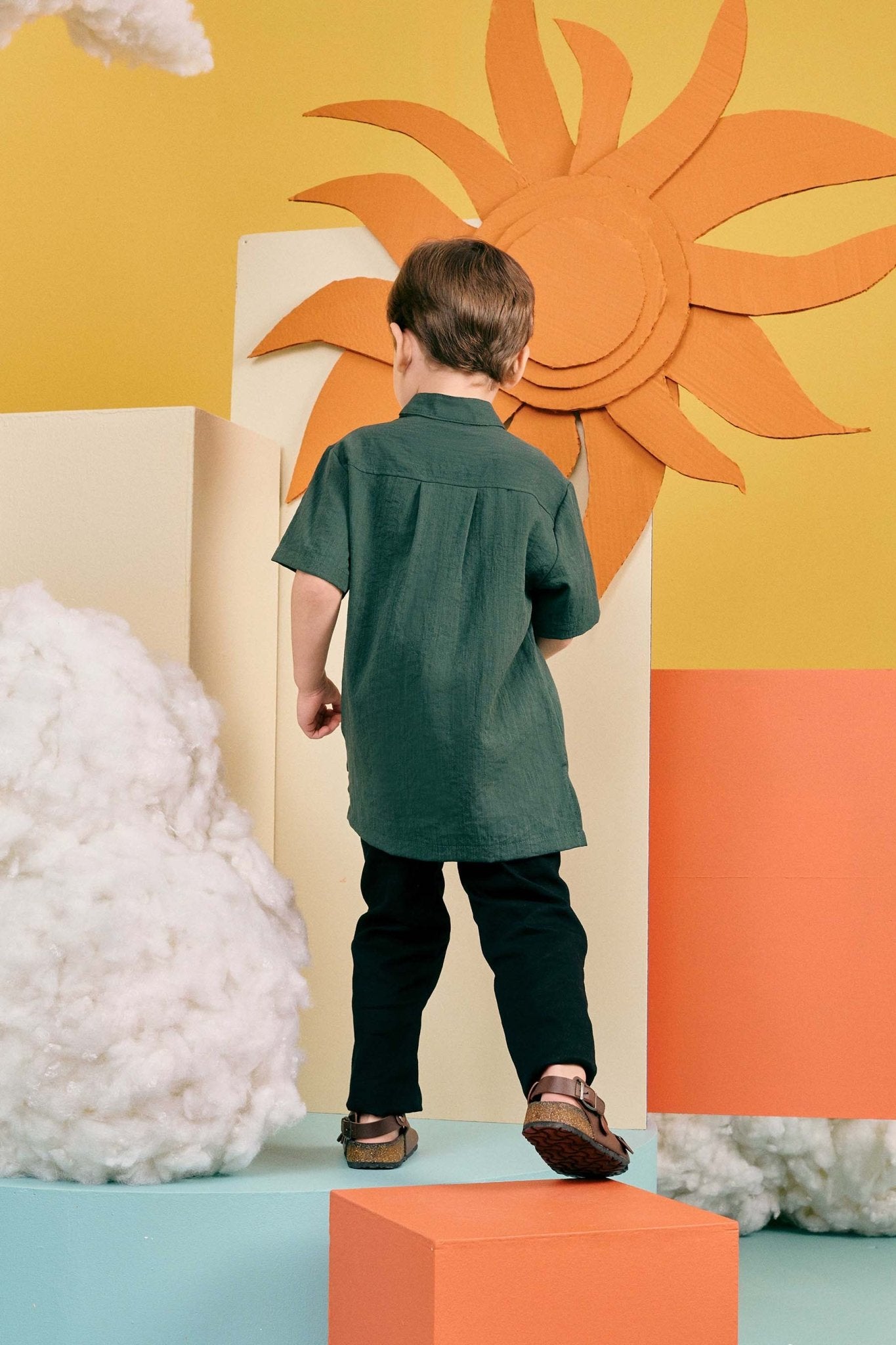 The Matahari Modern Short Sleeves Shirt Emerald - Umbi