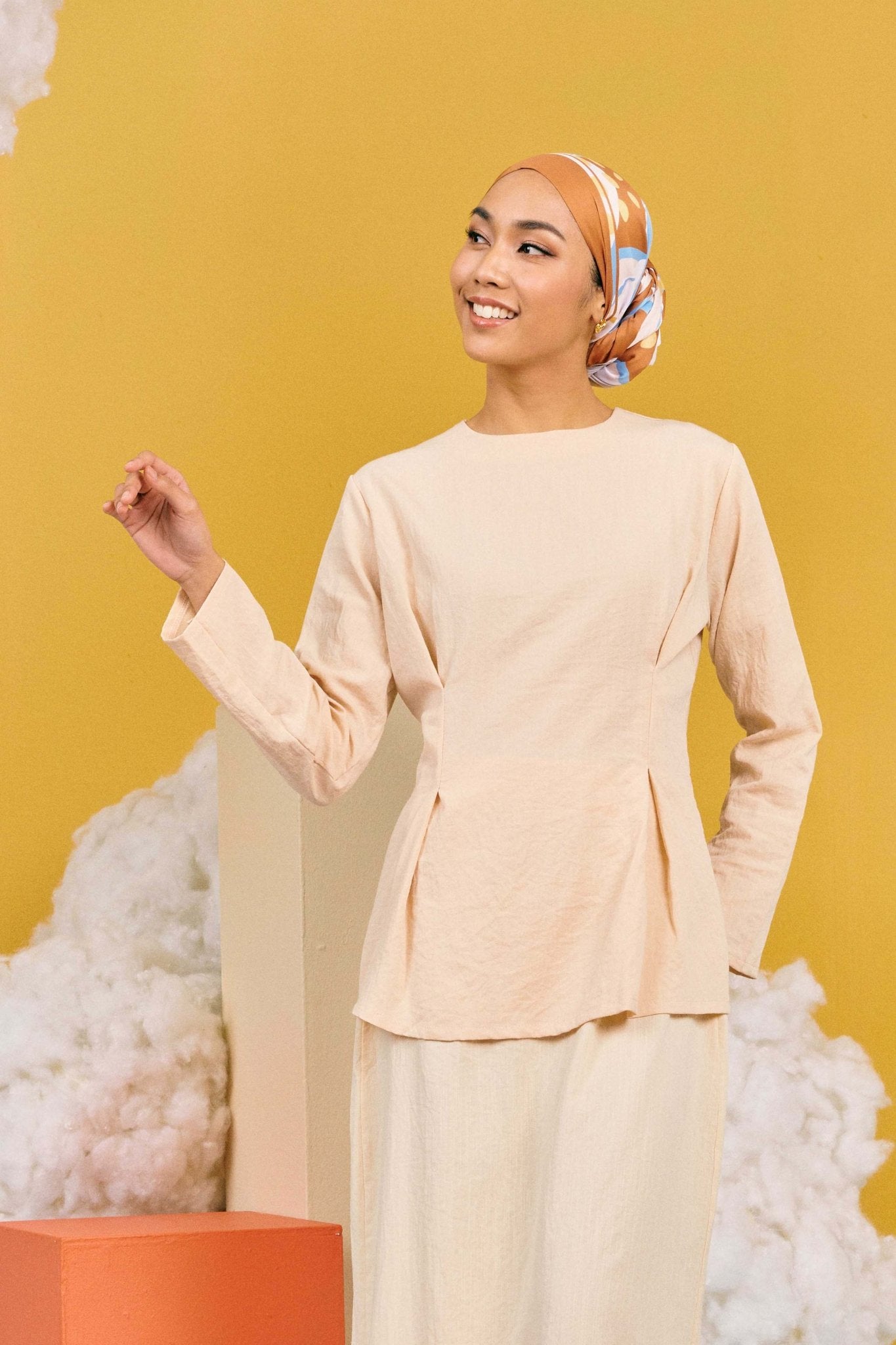 The Matahari Women Fitted Waist Blouse Beige - Umbi