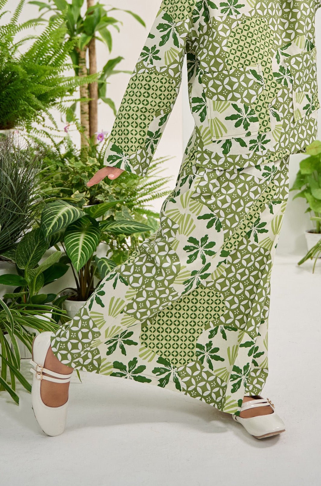 The Musim Collection Girl Classic Skirt Borneo Print - Umbi