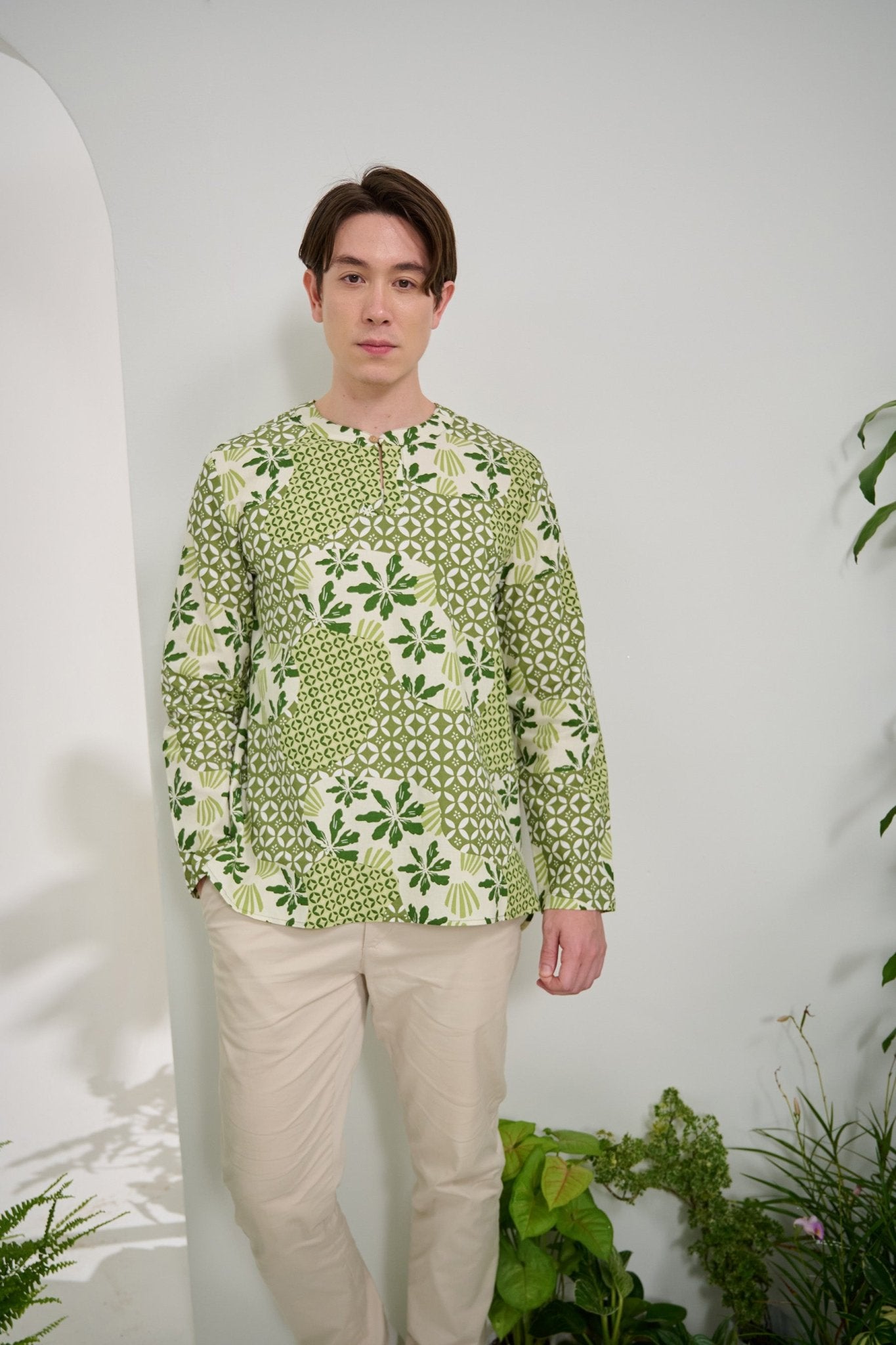 The Musim Collection Men Teluk Belanga Borneo Print - Umbi