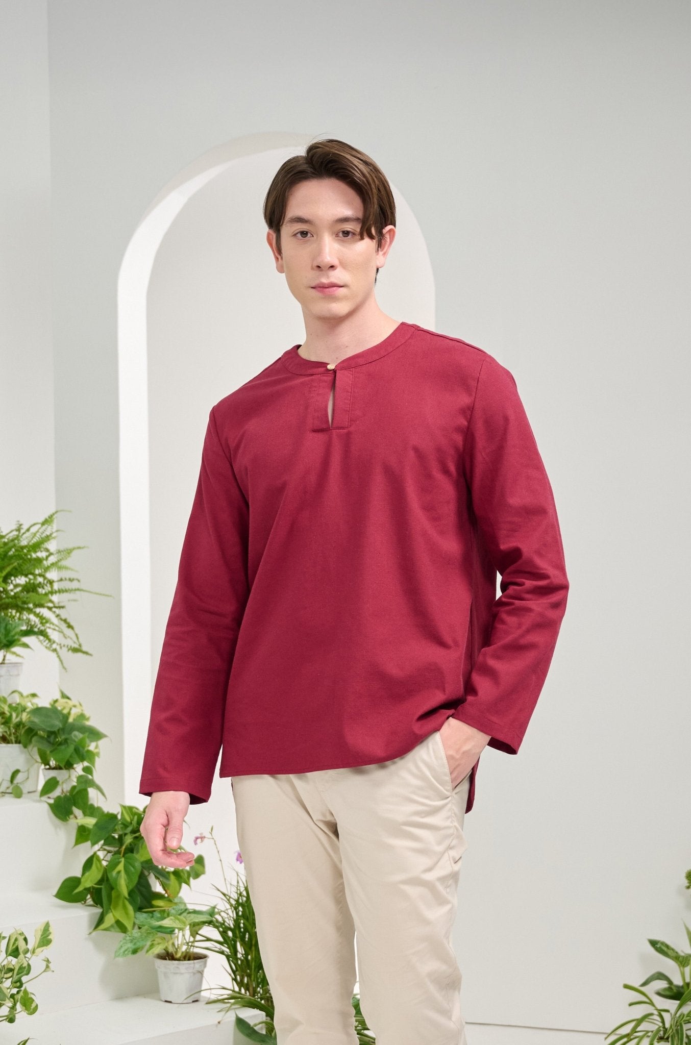 The Musim Collection Men Teluk Belanga Burgundy - Umbi