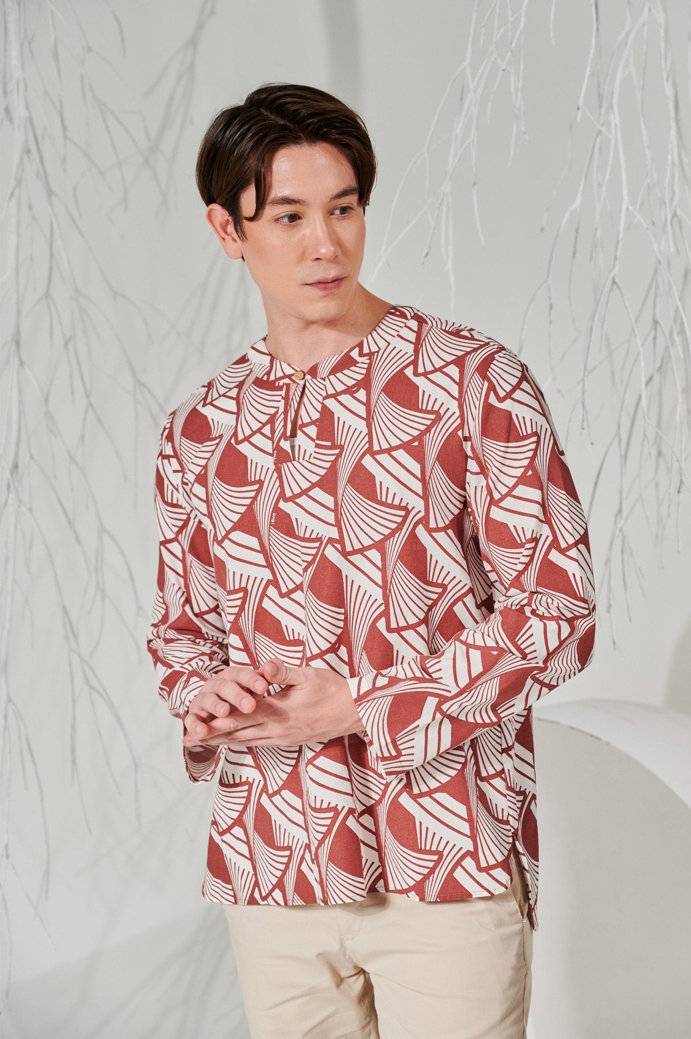 The Musim Collection Men Teluk Belanga Harvest Print - Umbi