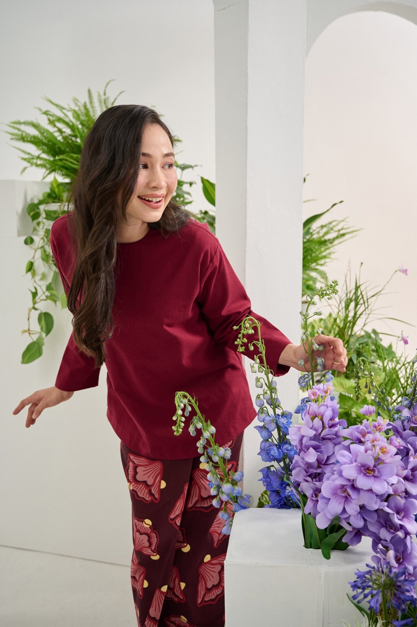The Musim Collection Women Boxy Top Burgundy - Umbi