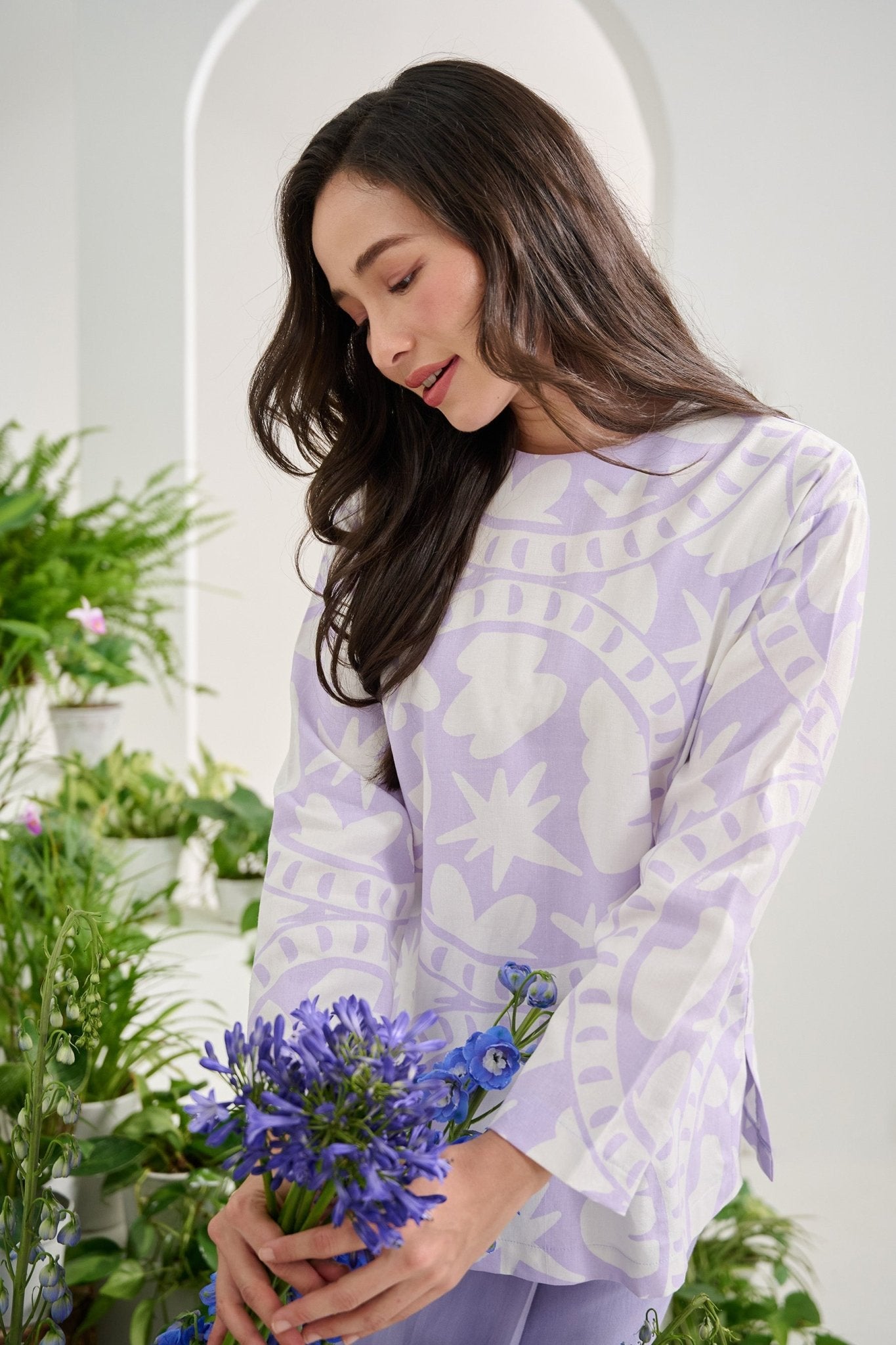 The Musim Collection Women Boxy Top Winter Print - Umbi