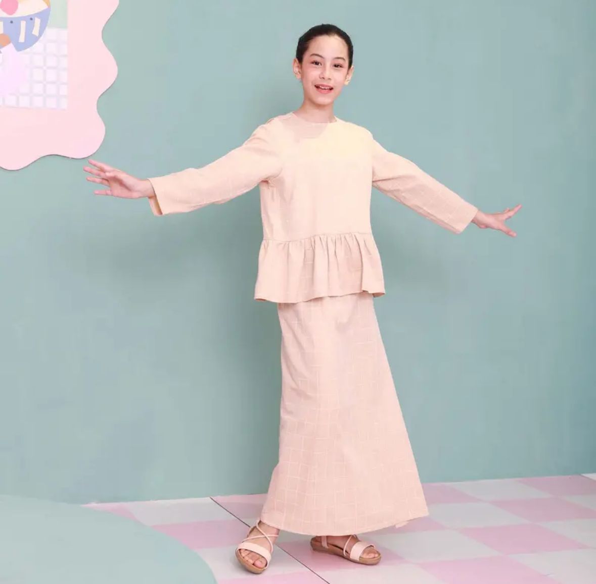 The Nikmat Collection Girl Classic Skirt Checked Caramel - Umbi
