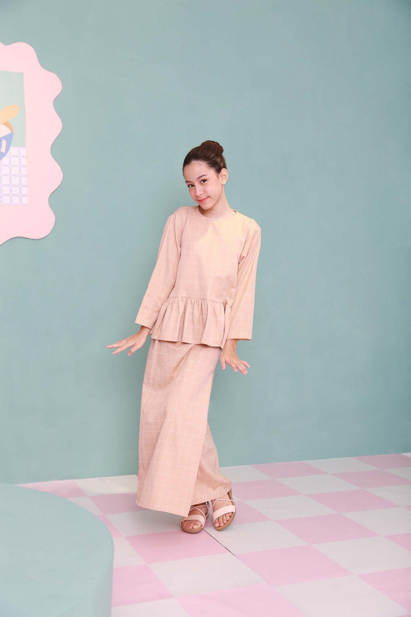 The Nikmat Collection Girl Petit Ruffle Blouse Checked Caramel - Umbi