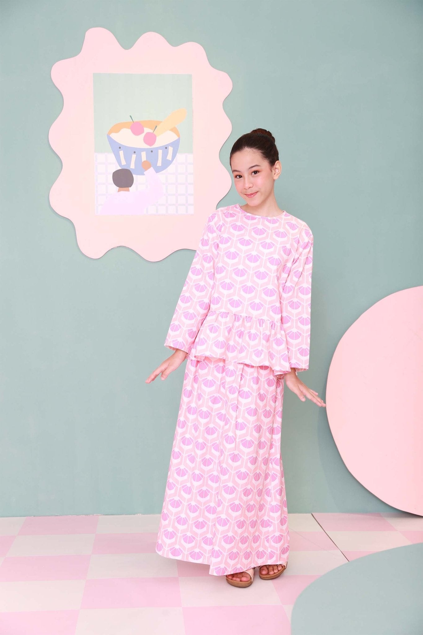 The Nikmat Collection Girl Petit Ruffle Blouse Cupcake Print - Umbi