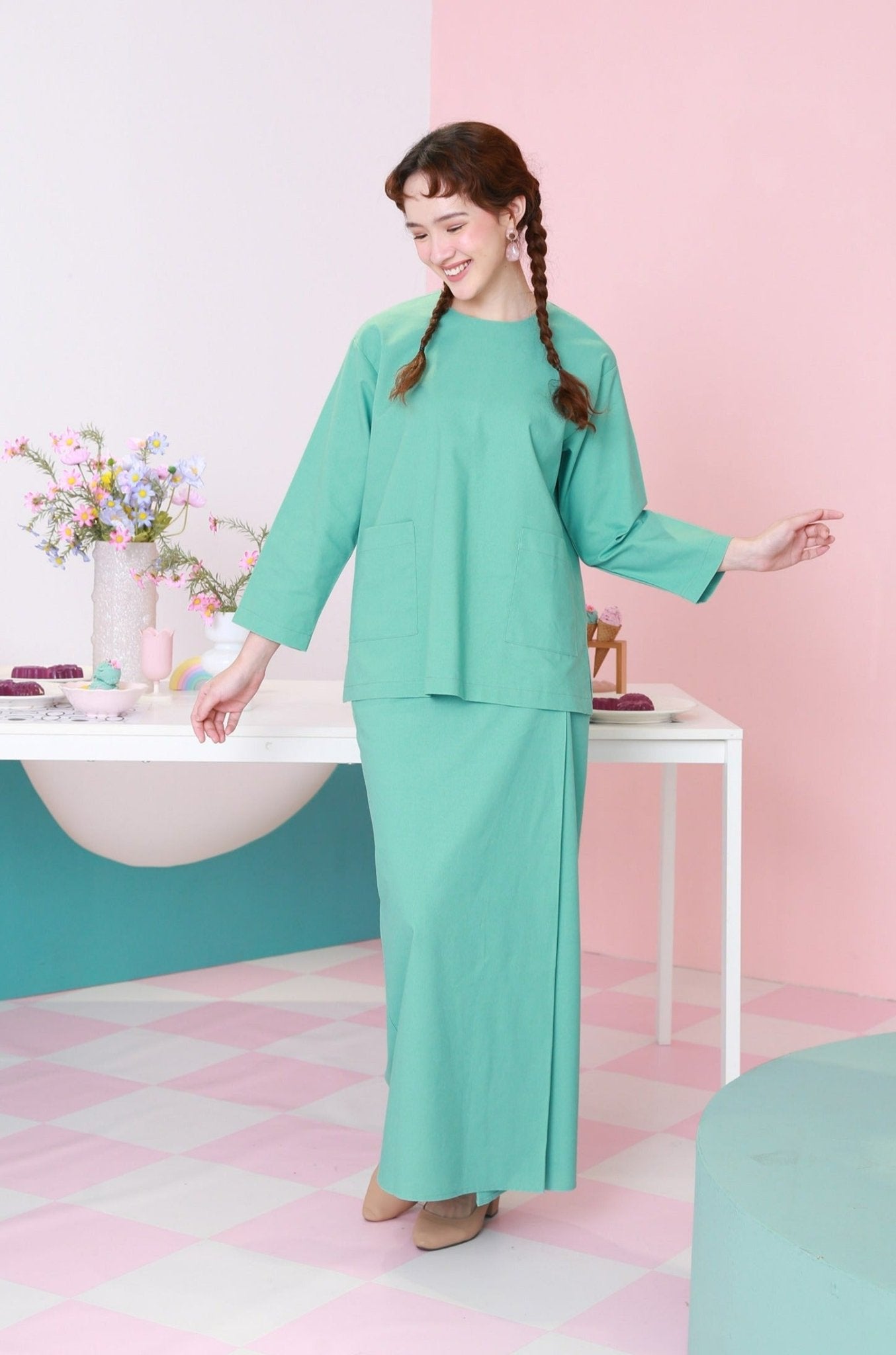 The Nikmat Collection Women Classic Skirt Tiffany - Umbi
