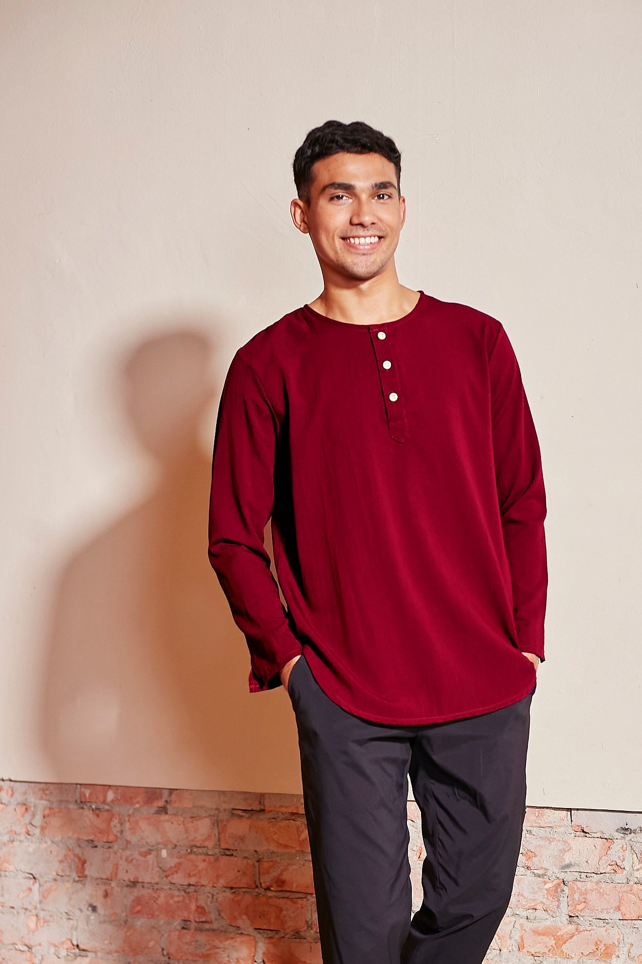 The Nostalgia Men Kurta Maroon - Umbi