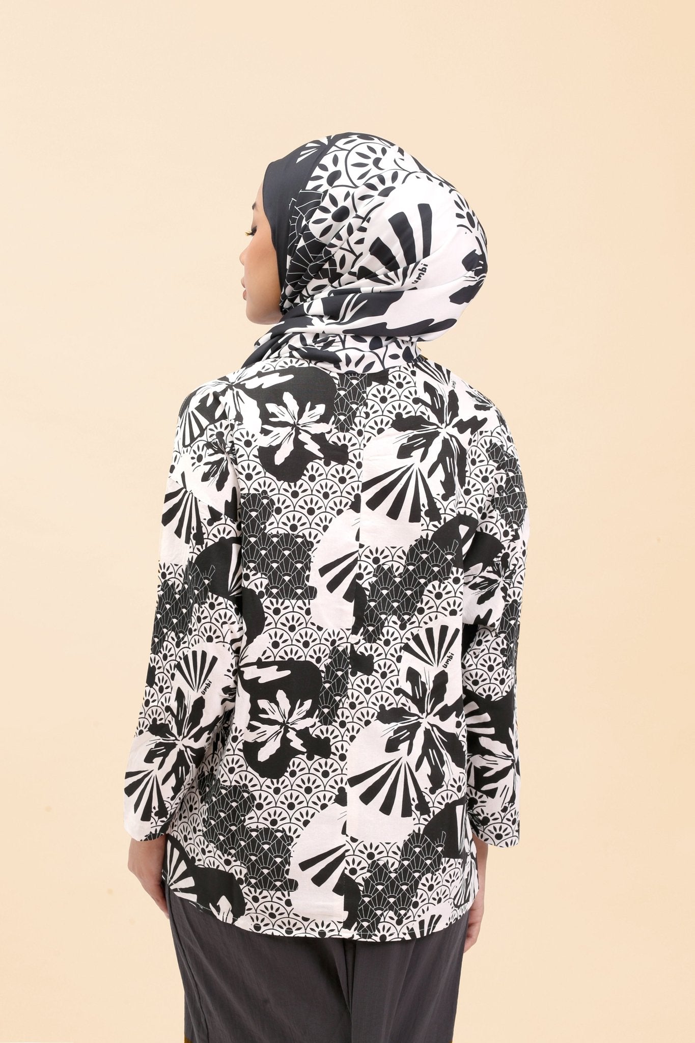 The Nostalgia Women Boxy Blouse Semenanjung - Umbi