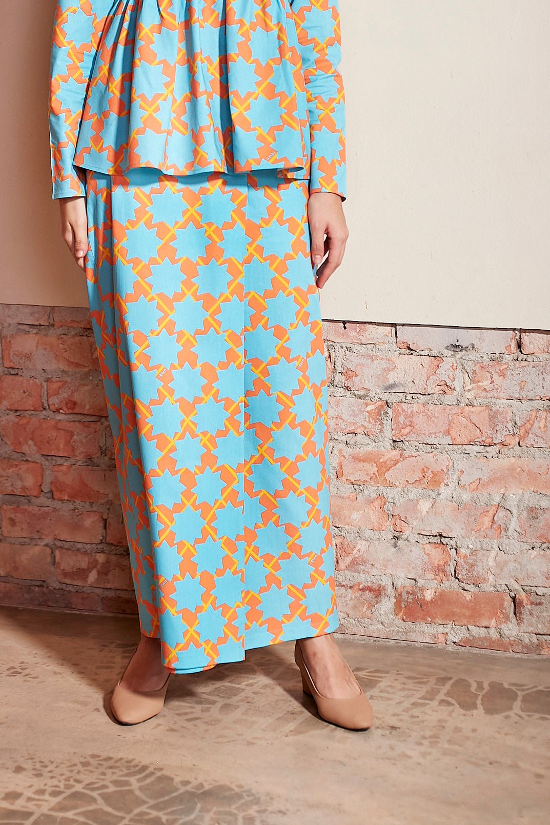 The Nostalgia Women Classic Skirt Kirana - Umbi