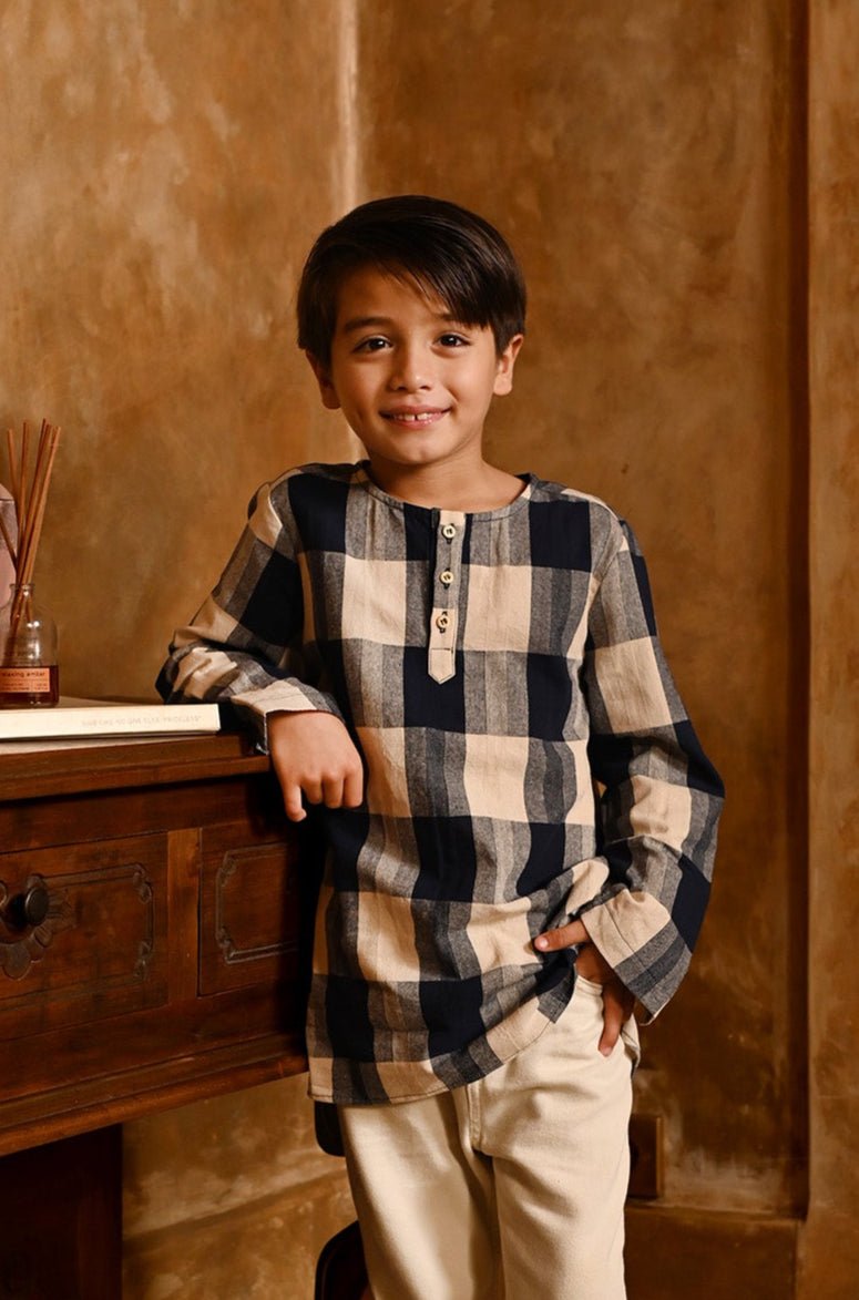 The Nusantara Collection Boy Long Sleeve Kurta Checked Navy - Umbi