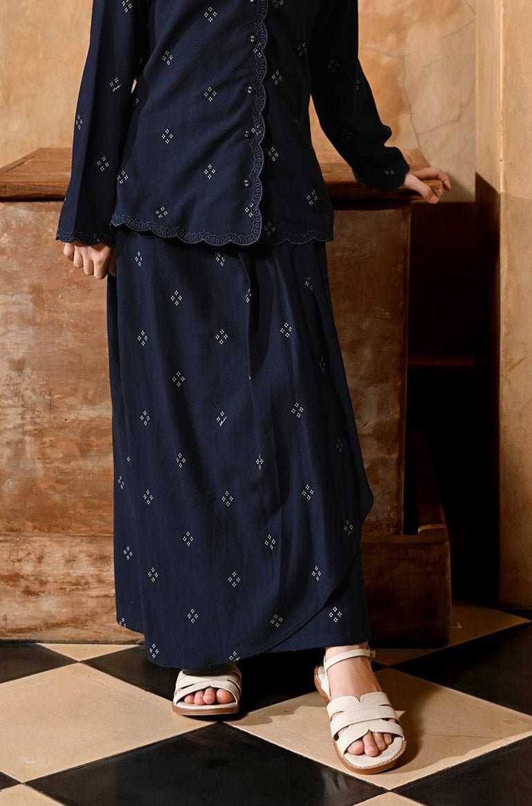The Nusantara Collection Girl Instant Pareo Skirt Malam Print - Umbi