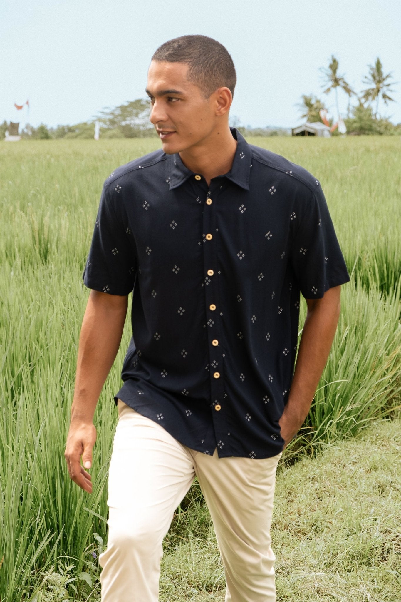 The Nusantara Collection Men Holiday Shirt Malam Print - Umbi