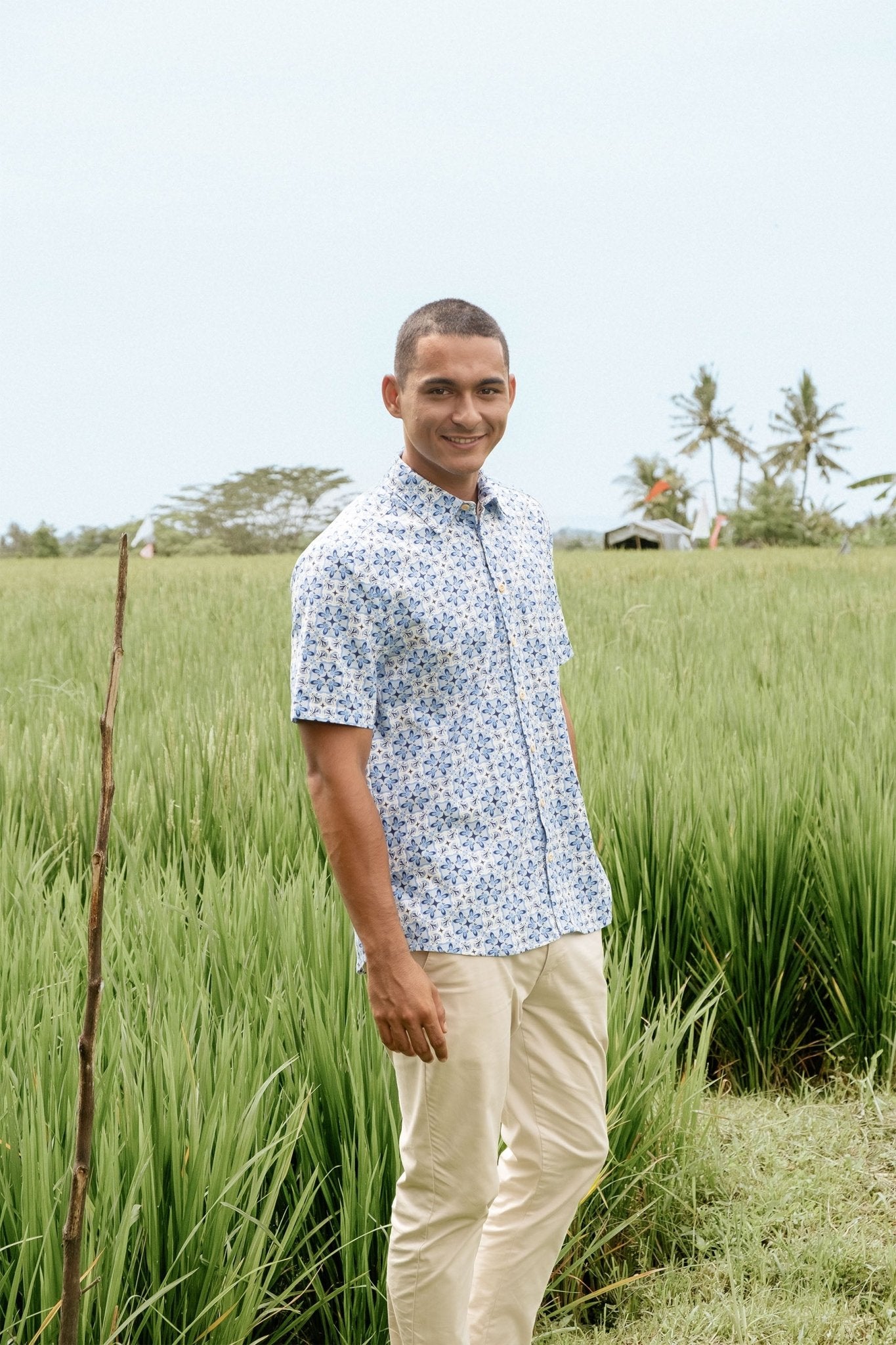 The Nusantara Collection Men Holiday Shirt Siang Print - Umbi