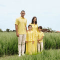 The Nusantara Collection Men Holiday Shirt Sinar Print - Umbi