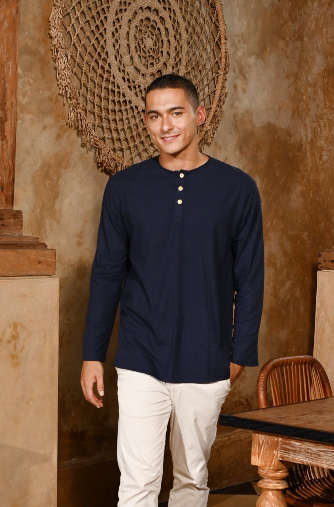 The Nusantara Collection Men Long Sleeve Kurta Navy Blue - Umbi