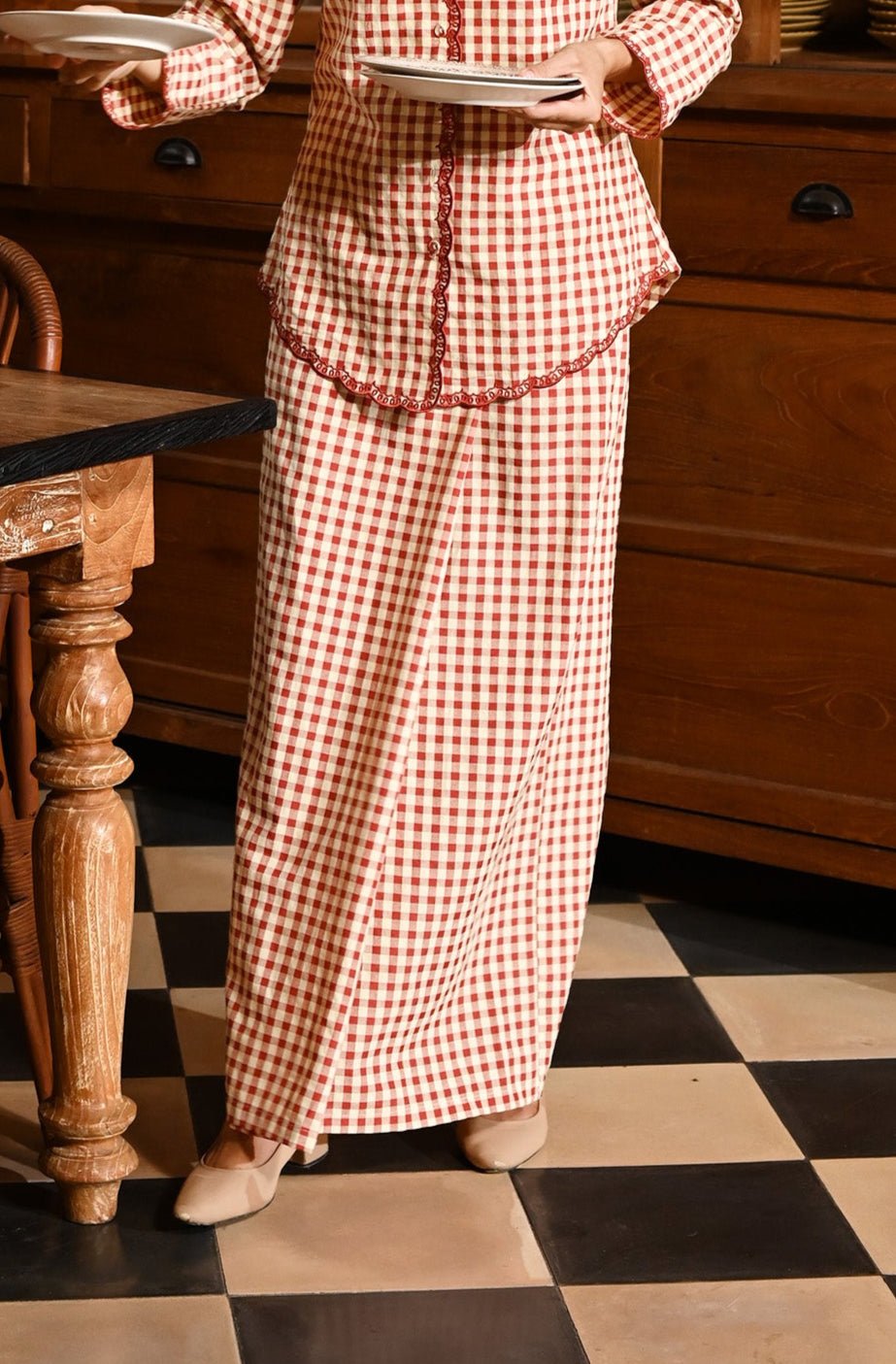 The Nusantara Collection Women Classic Skirt Checked Red - Umbi