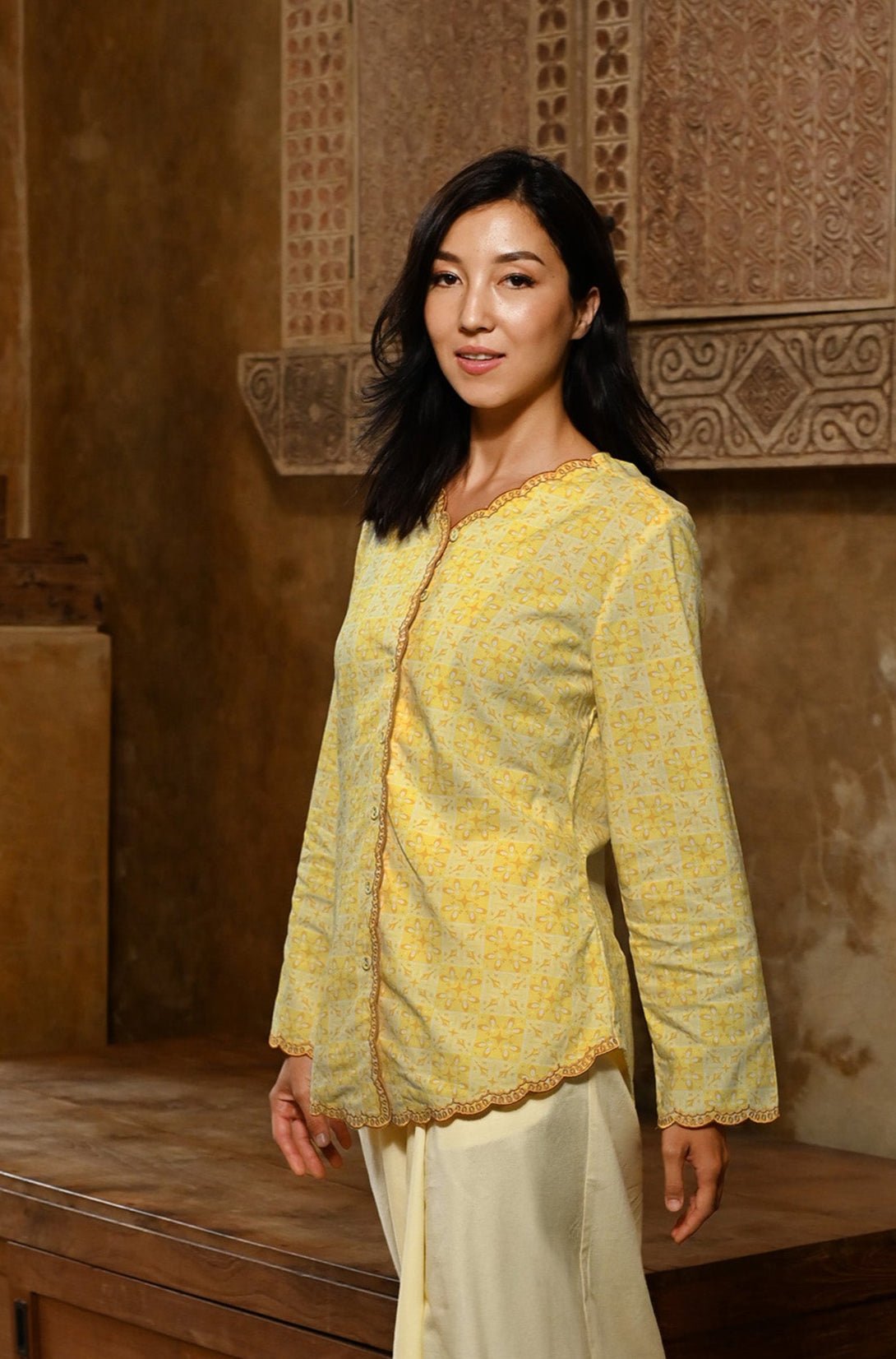 The Nusantara Collection Women Kebaya Top with Embroidery Sinar Print - Umbi
