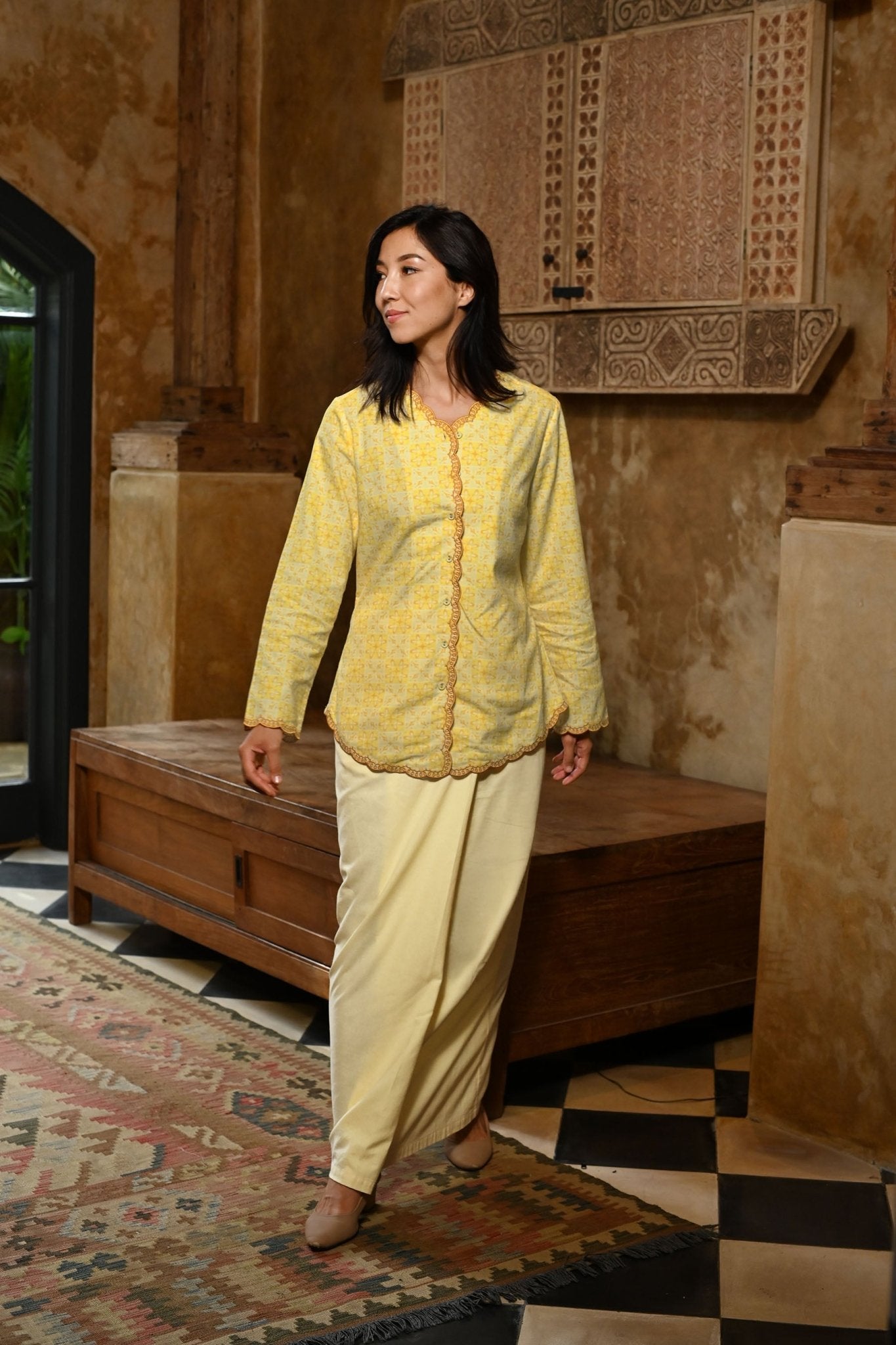 The Nusantara Collection Women Kebaya Top with Embroidery Sinar Print - Umbi