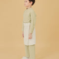 The Oasis Boy Sampin White - Umbi