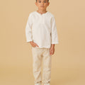 The Oasis Boy Teluk Belanga White - Umbi