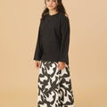 The Oasis Girl Classic Skirt with Scallop Embroidery Shadow Print - Umbi
