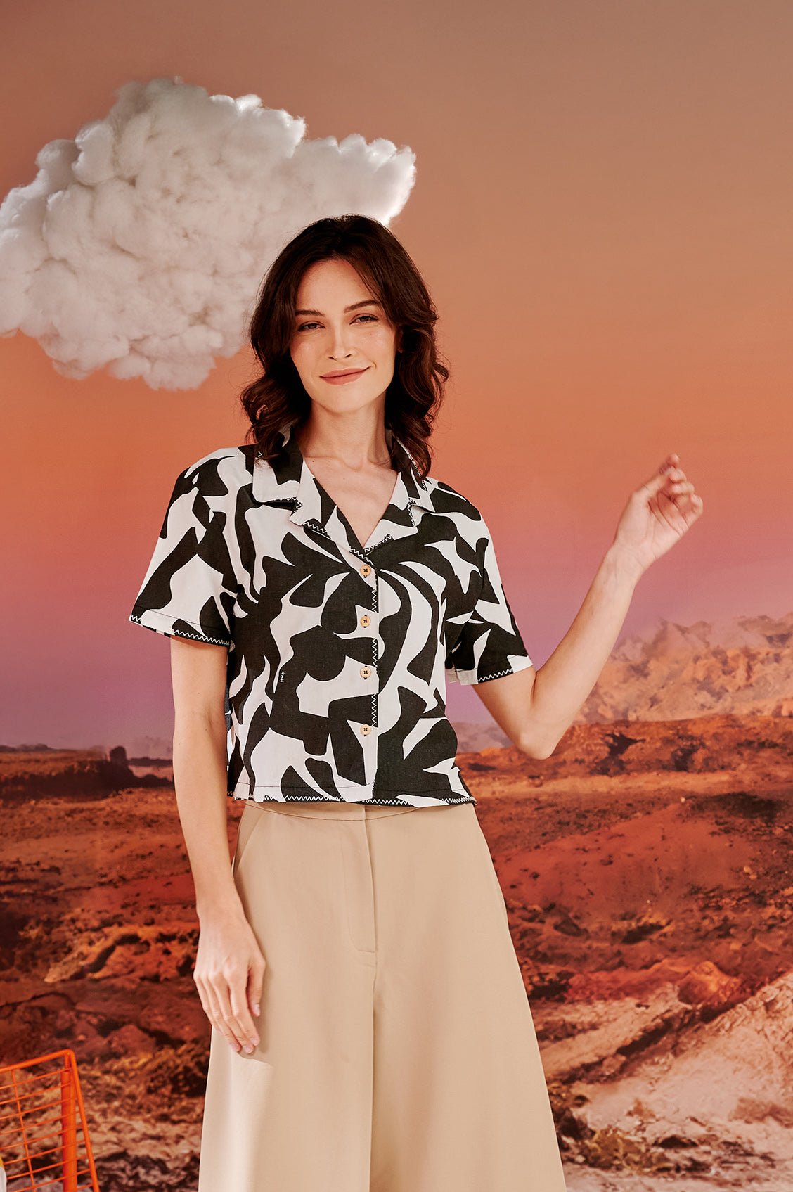The Oasis Women Casual Blouse Shadow Print - Umbi