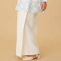 The Oasis Women Classic Skirt White - Umbi