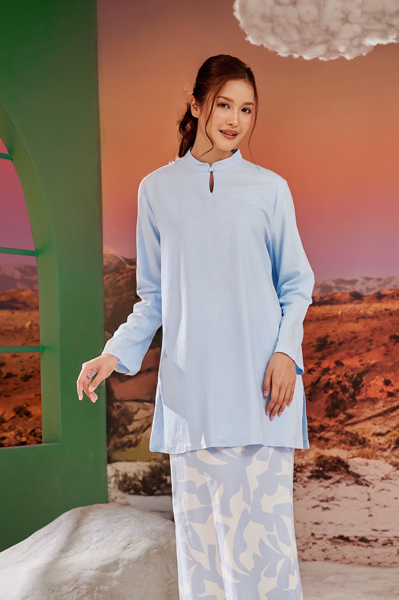 The Oasis Women Mandarin Collar Kurung Top Sky Blue - Umbi