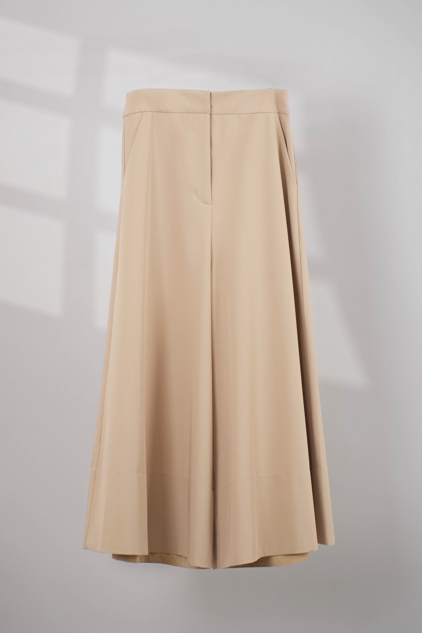 The Office Runway Women Flare Cut Pants Brown - Umbi