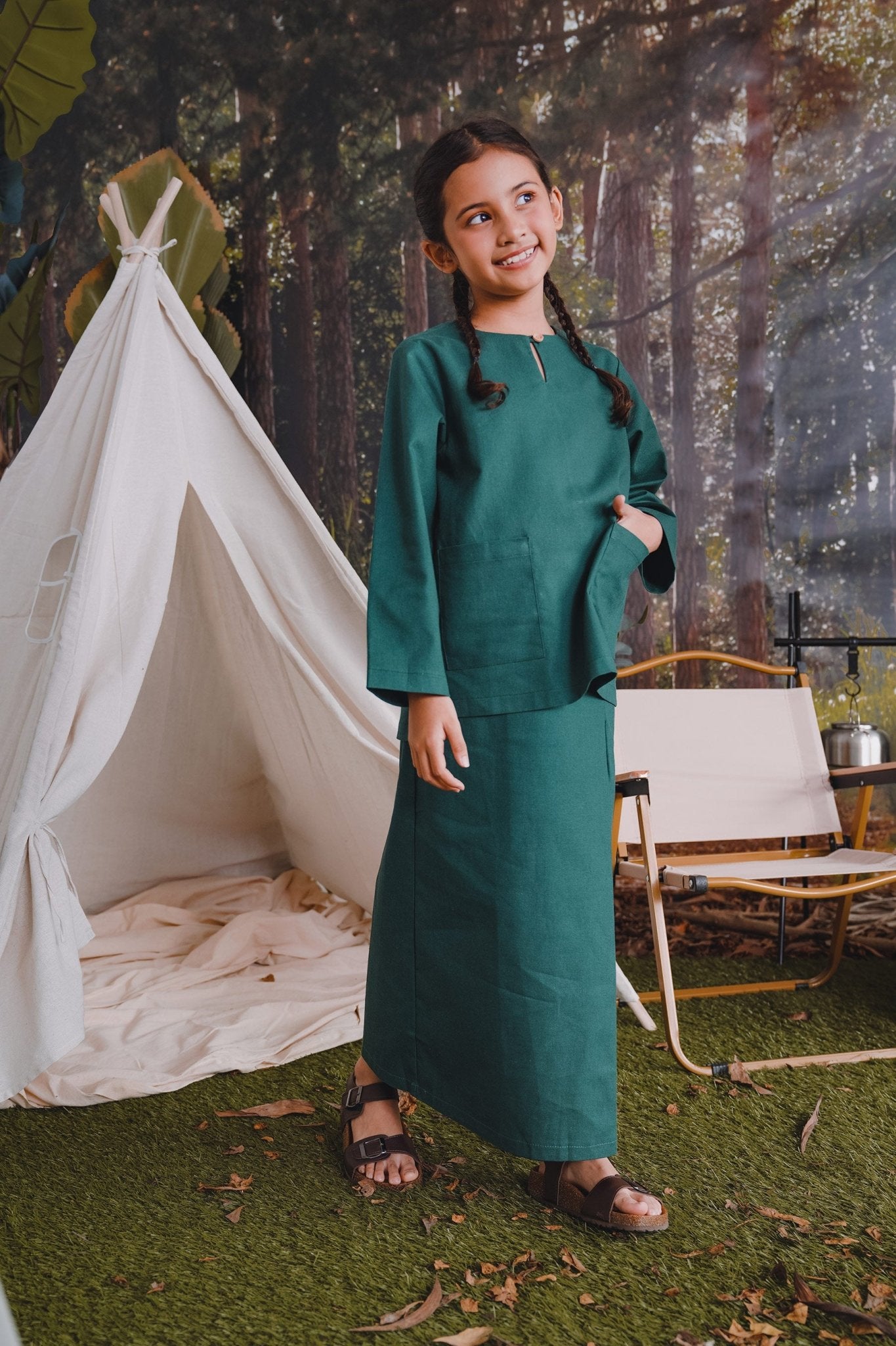 The Rimba Raya Girl Classic Skirt Dark Green - Umbi