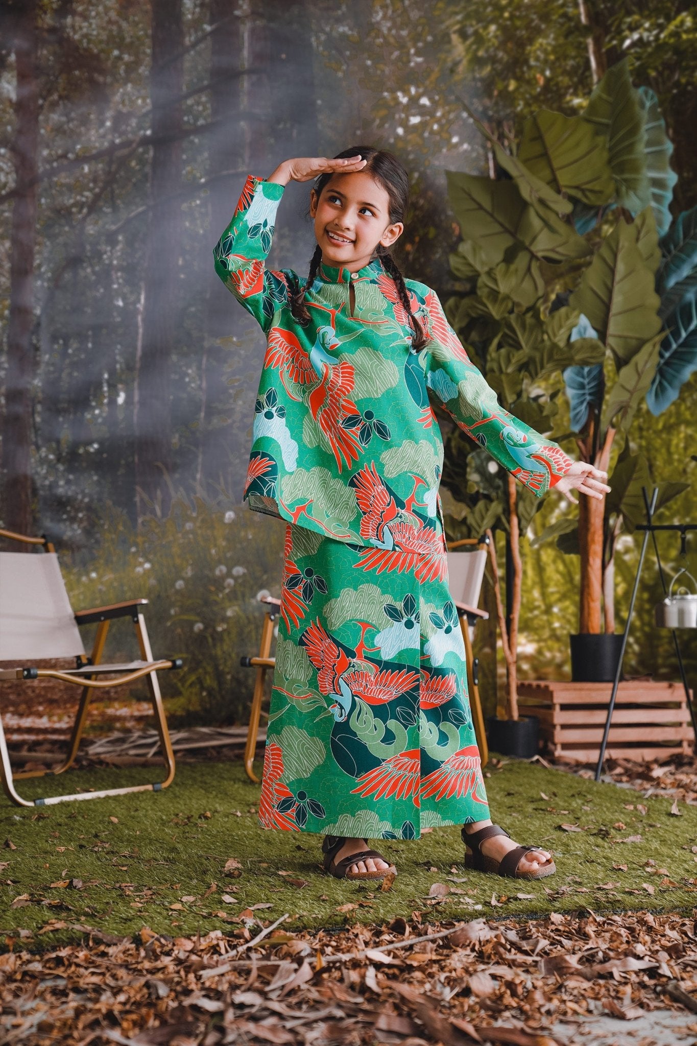 The Rimba Raya Girl Mandarin Collar Kurung Top Rimba Print - Umbi