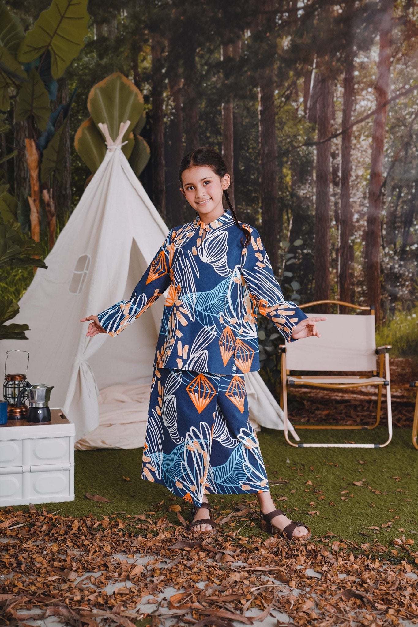 The Rimba Raya Girl Mandarin Collar Kurung Top Senja Print - Umbi