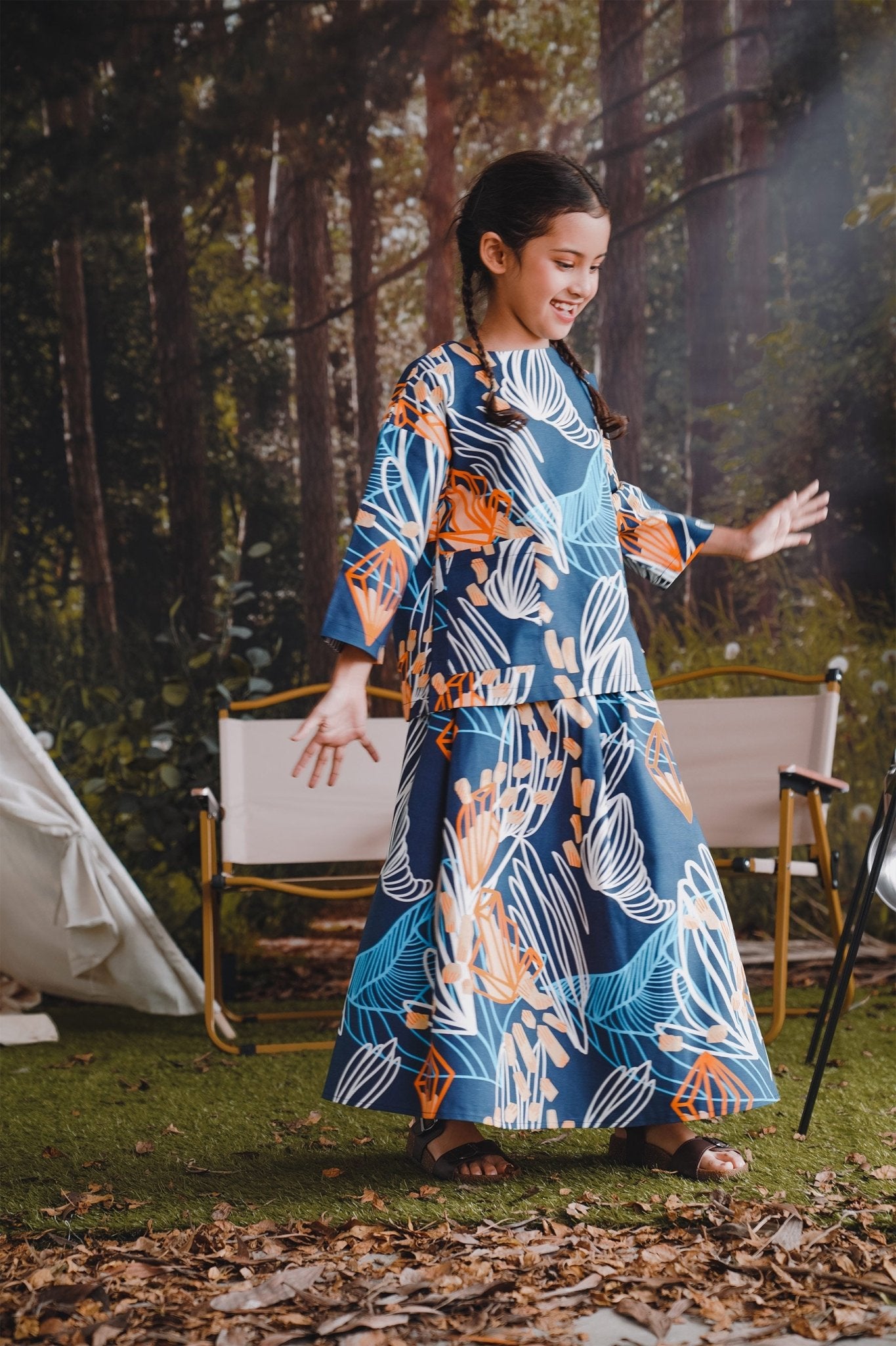 The Rimba Raya Girl Pair Pockets Boxy Blouse Senja Print - Umbi