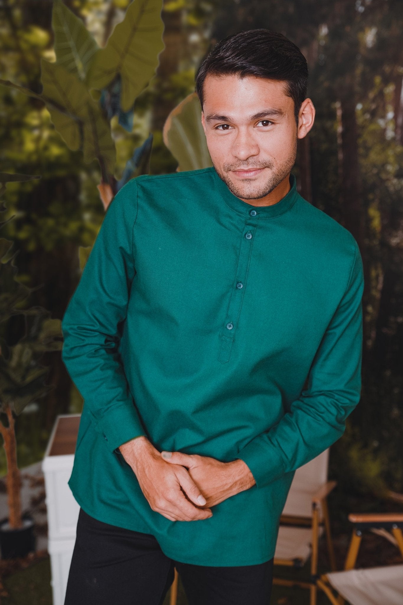 The Rimba Raya Men Collar Kurta Dark Green - Umbi