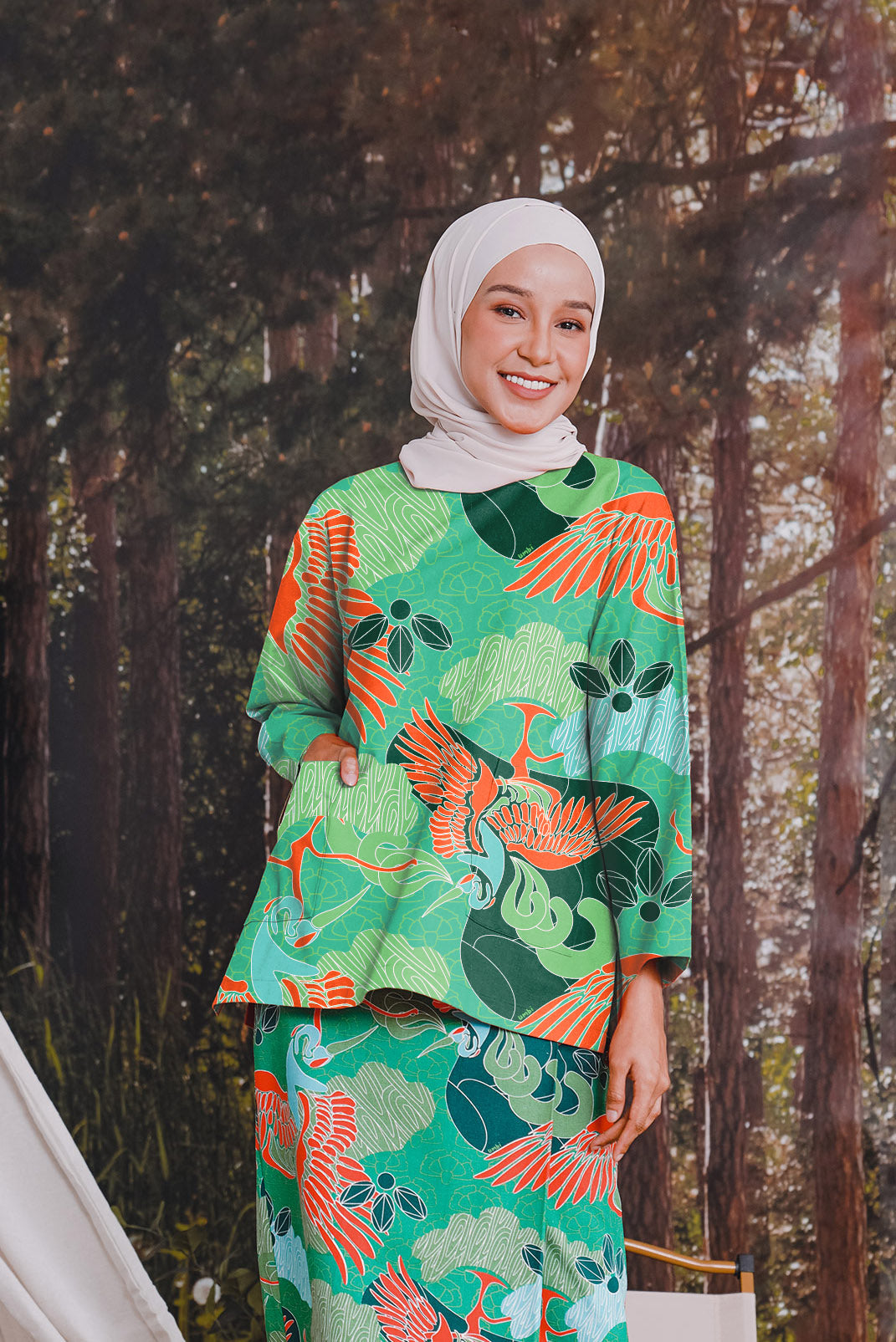 The Rimba Raya Women Pair Pockets Boxy Blouse Rimba Print