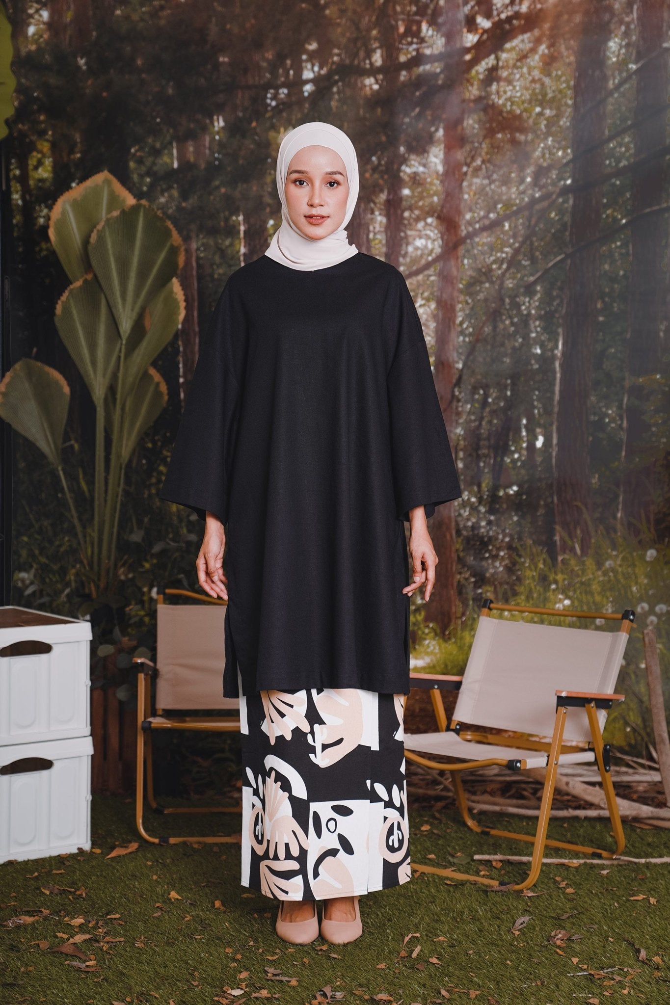 The Rimba Raya Women Classic Skirt Cempaka Print - Umbi