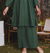 The Rimba Raya Women Classic Skirt Dark Green - Umbi