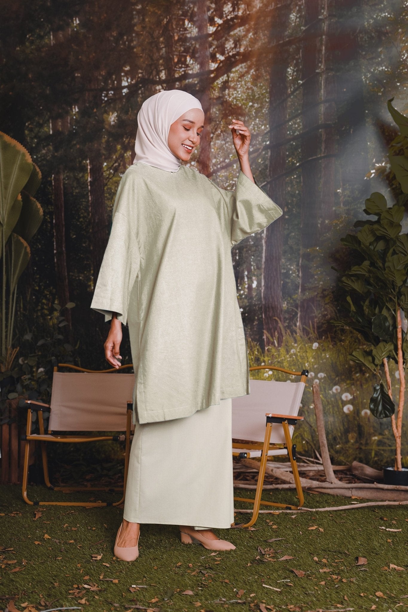 The Rimba Raya Women Classic Skirt Matcha Green - Umbi