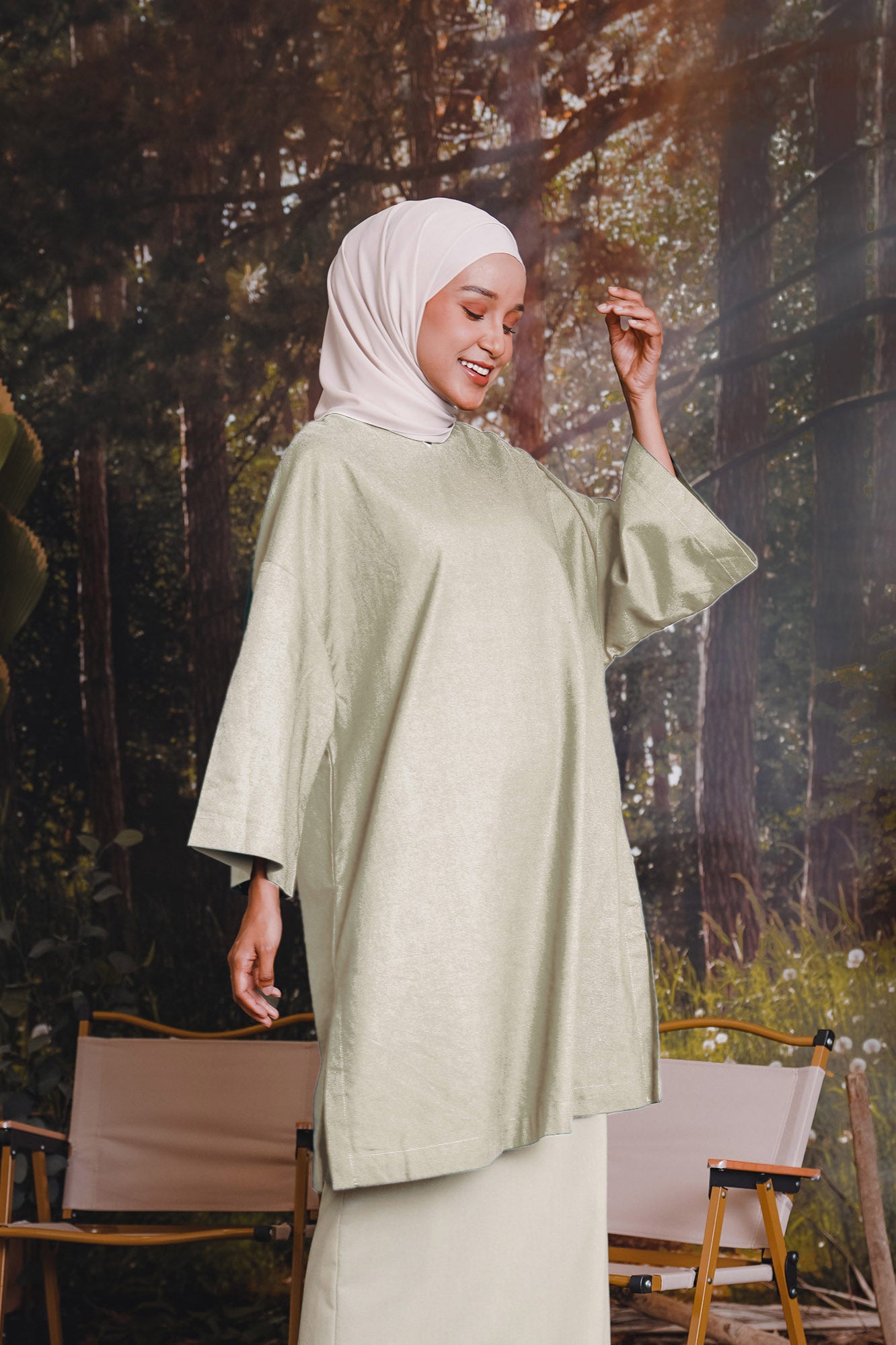 The Rimba Raya Women Long Kurung Blouse Matcha Green