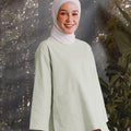 The Rimba Raya Women Pair Pockets Boxy Blouse Matcha Green - Umbi