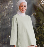 The Rimba Raya Women Pair Pockets Boxy Blouse Matcha Green - Umbi