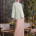 The Rimba Raya Women Pair Pockets Boxy Blouse Matcha Green - Umbi