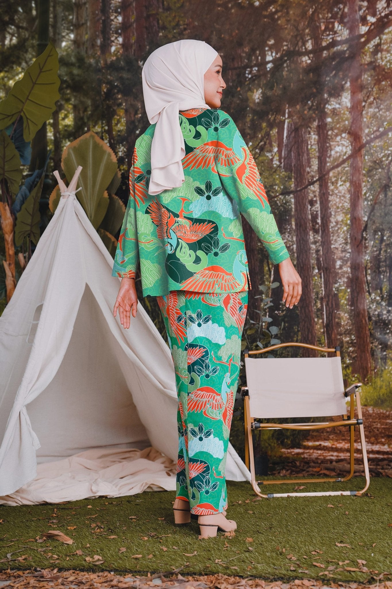The Rimba Raya Women Pair Pockets Boxy Blouse Rimba Print - Umbi