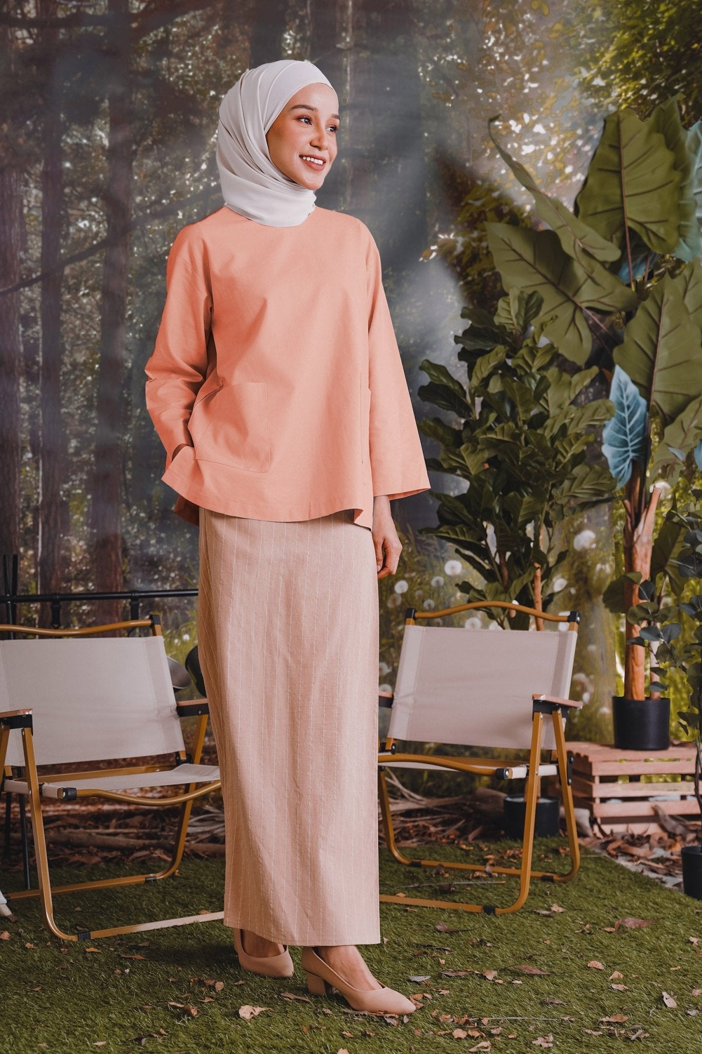 The Rimba Raya Women Pair Pockets Boxy Blouse Salmon - Umbi