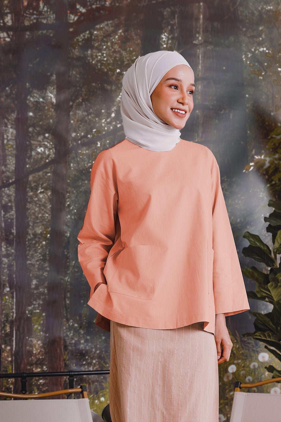 The Rimba Raya Women Pair Pockets Boxy Blouse Salmon - Umbi