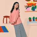The Ruma Riang Kebaya Top Salmon - Umbi